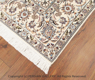 ペルシャ絨毯ナイン産（シシラ） ハビビアン工房毛＆絹 203×134cm商品 